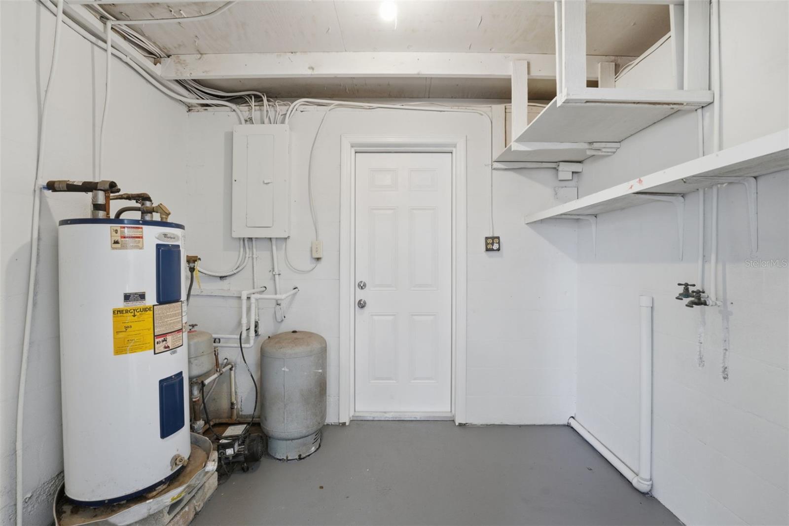 SOUTH VENICE - Residential