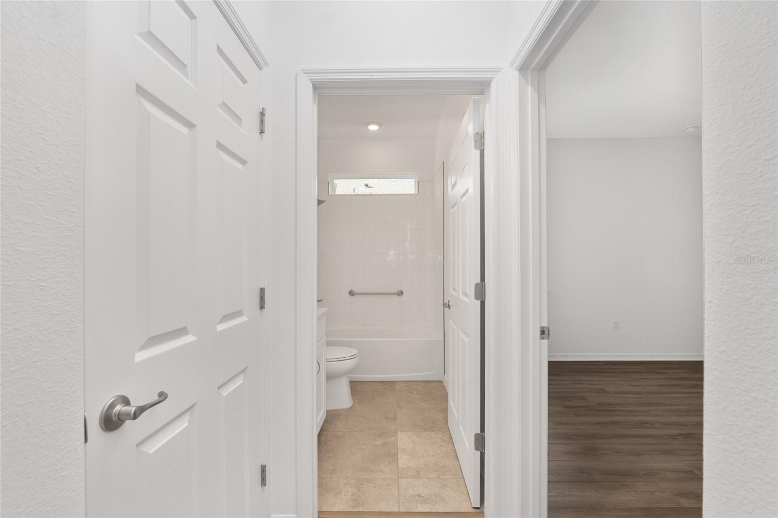 ON TOP OF THE WORLD - Residential