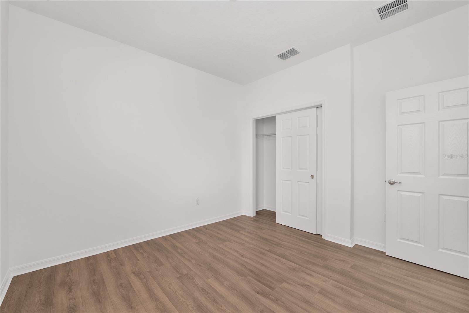 ON TOP OF THE WORLD - Residential