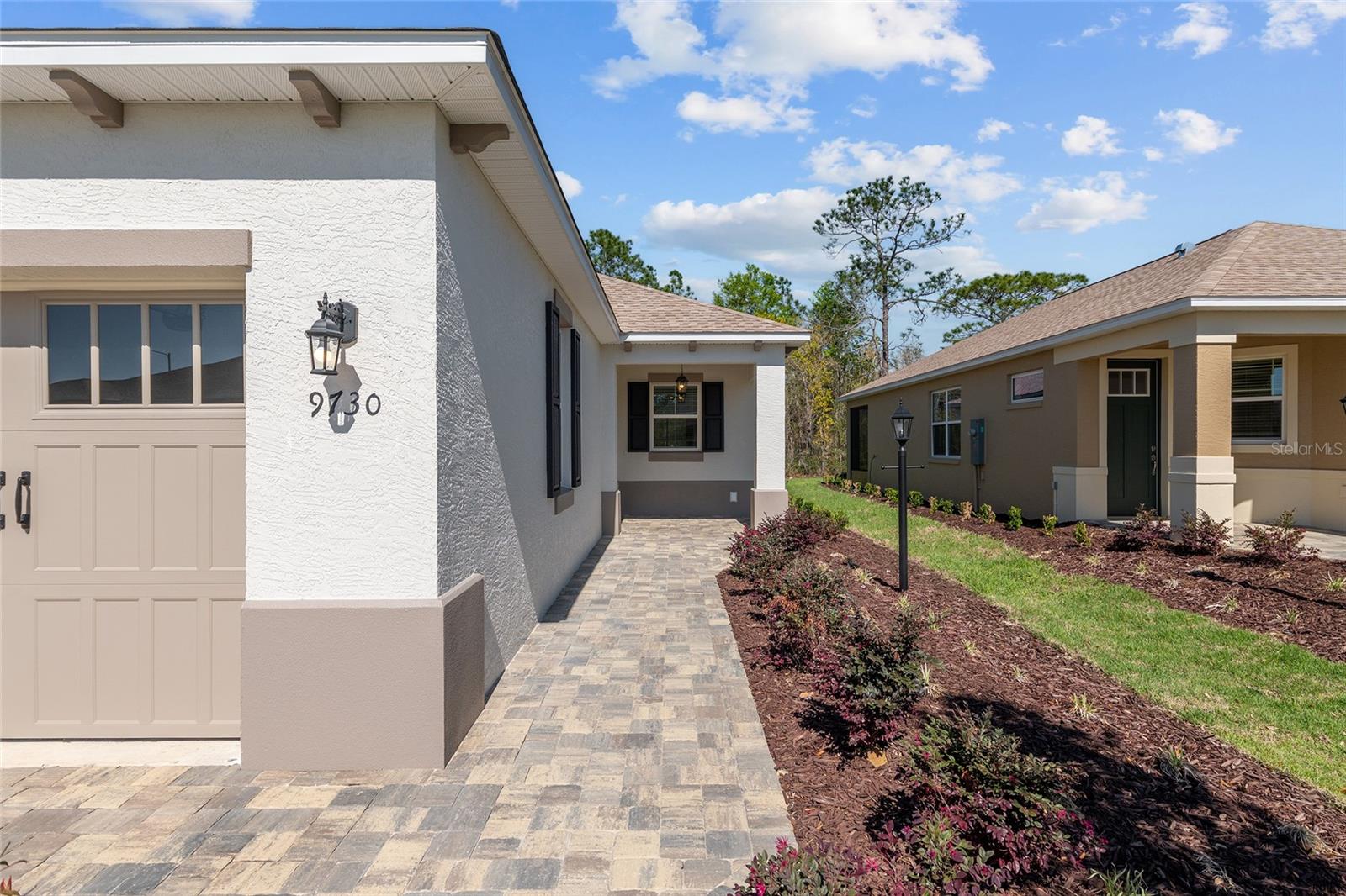 ON TOP OF THE WORLD - Residential