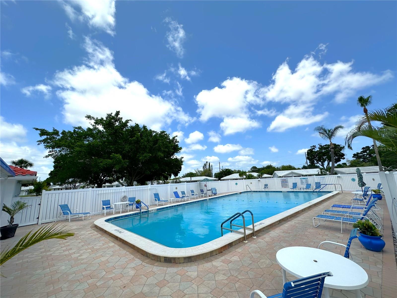 MAINLANDS OF TAMARAC BY THE GULF UNIT 5 PH 3 CONDO - Residential