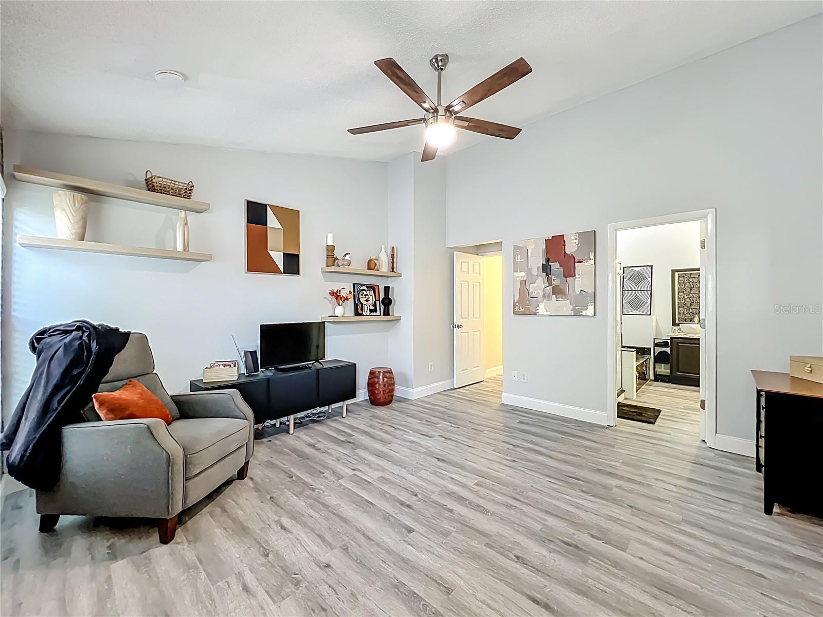 ANDOVER LAKES PH 02A - Residential