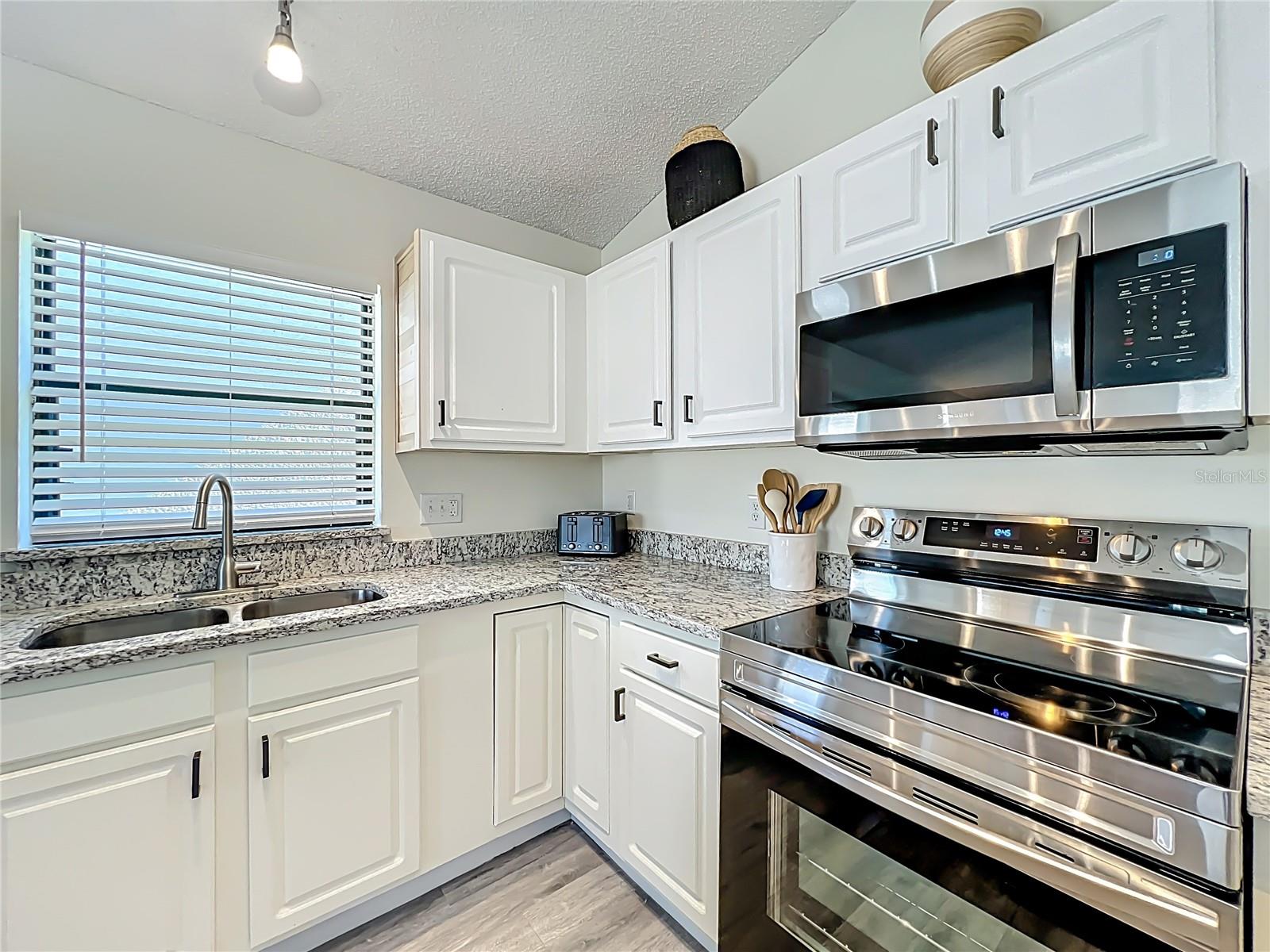 ANDOVER LAKES PH 02A - Residential