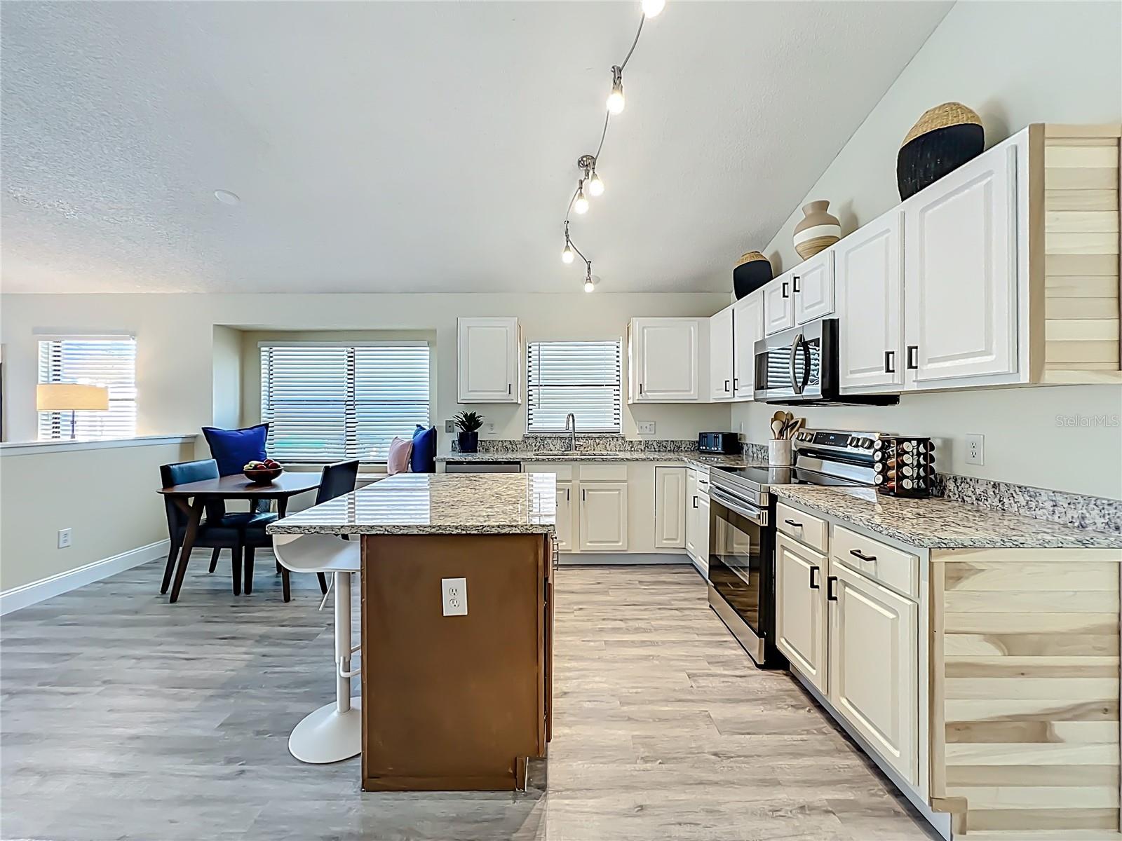 ANDOVER LAKES PH 02A - Residential