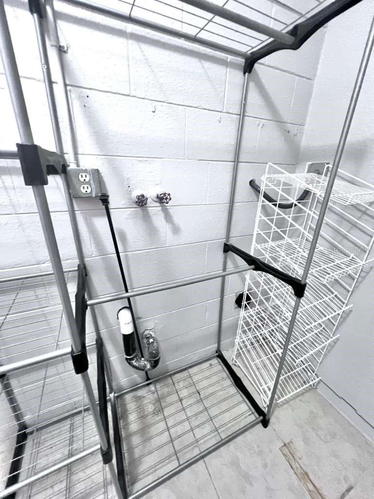 SEVEN SPGS HOMES - Residential Lease