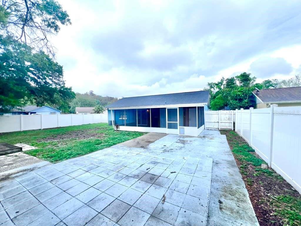 SEVEN SPGS HOMES - Residential Lease