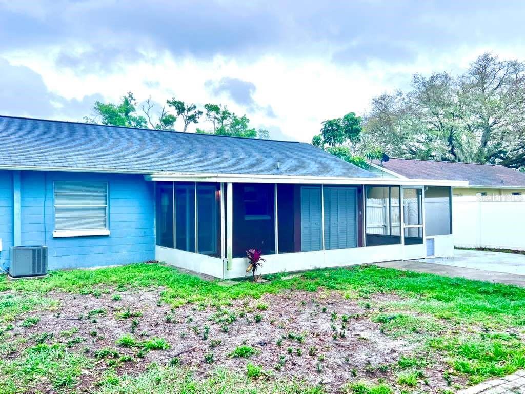 SEVEN SPGS HOMES - Residential Lease