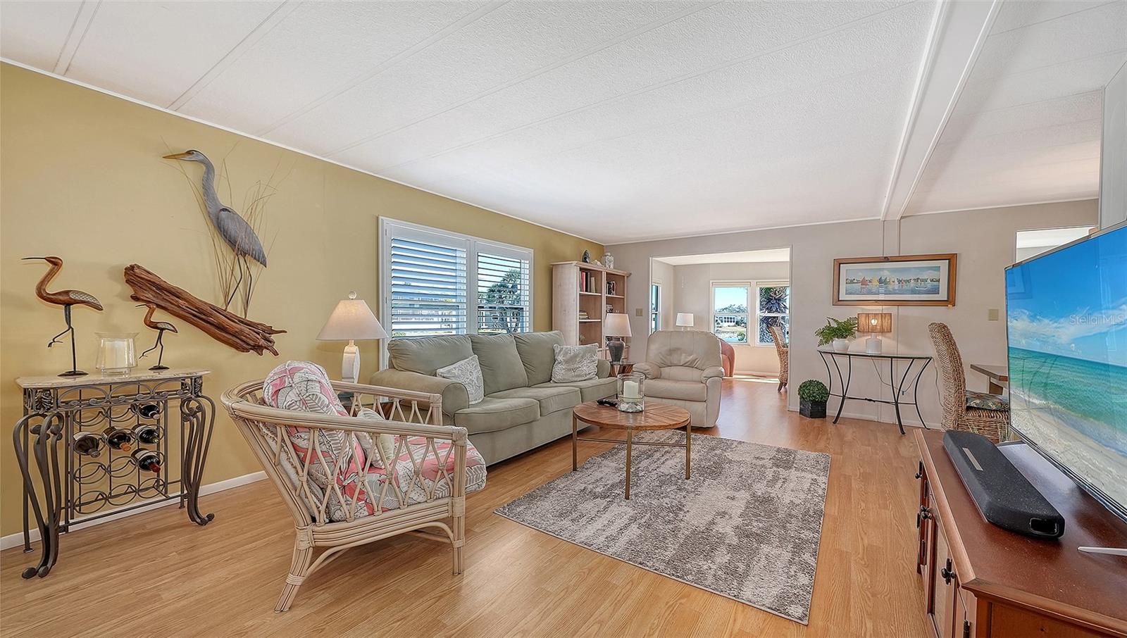 VENICE ISLE - Residential