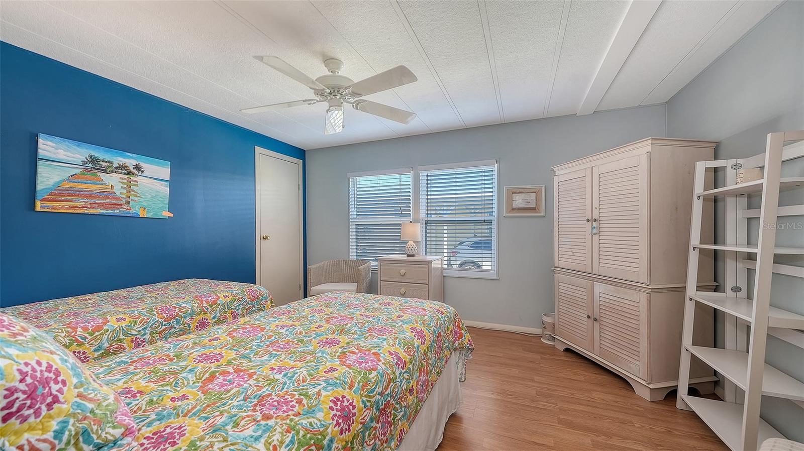 VENICE ISLE - Residential