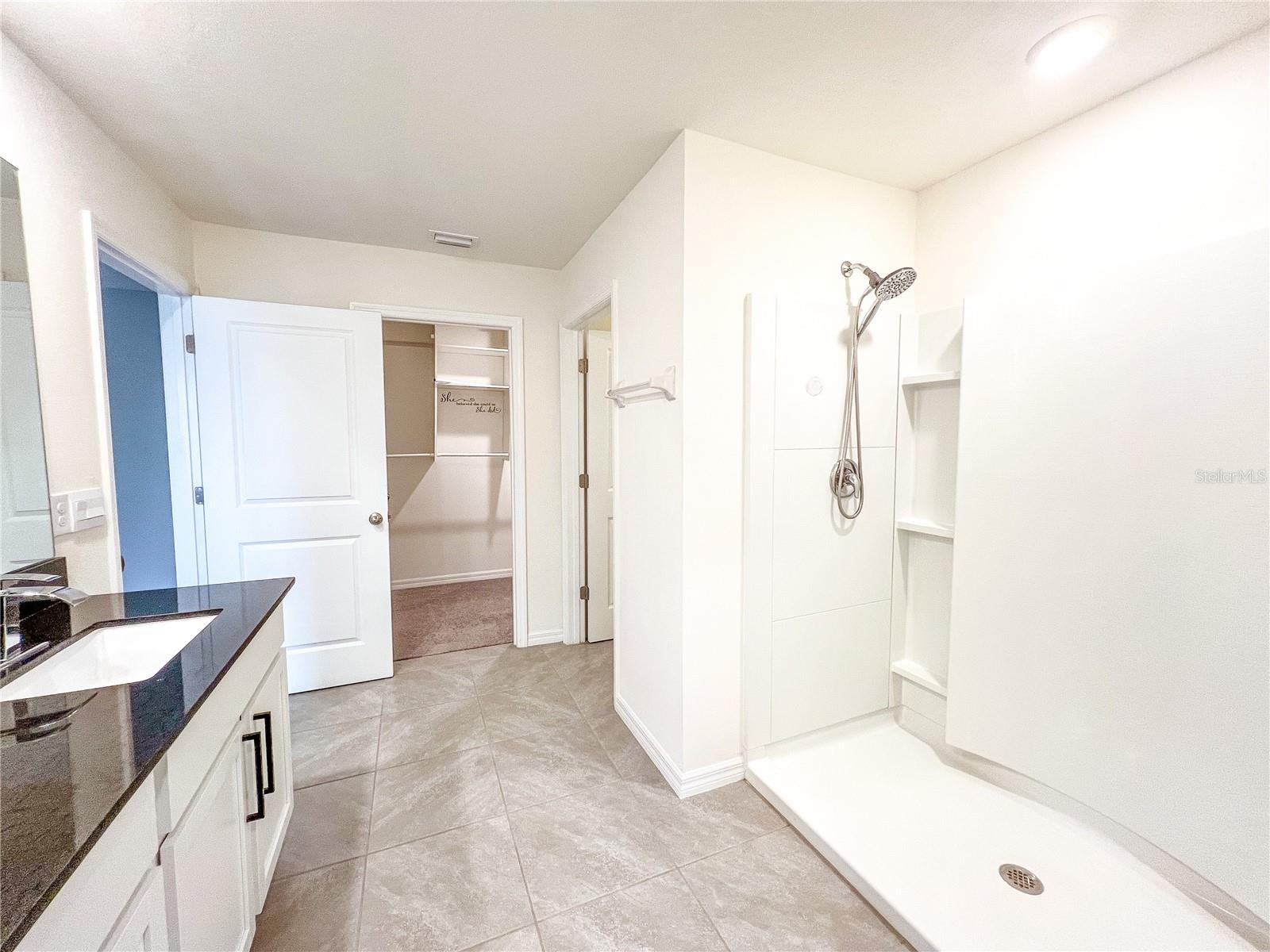 OAK RIDGE AT HIGH SPGS PH III PB 37 PG 30 - Residential Lease