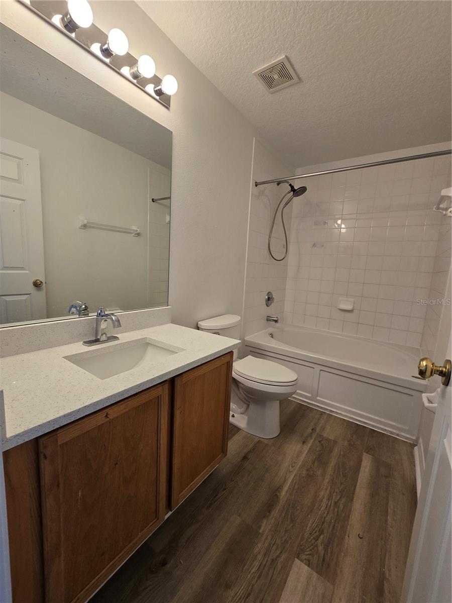 KINGS MILL - Residential Lease