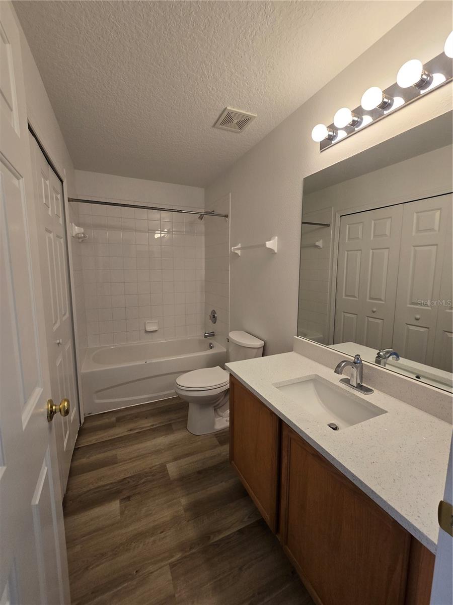 KINGS MILL - Residential Lease