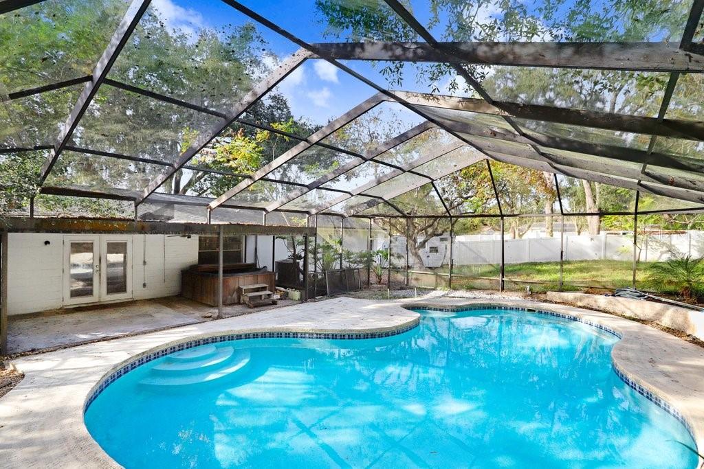 HILLSIDE - Residential