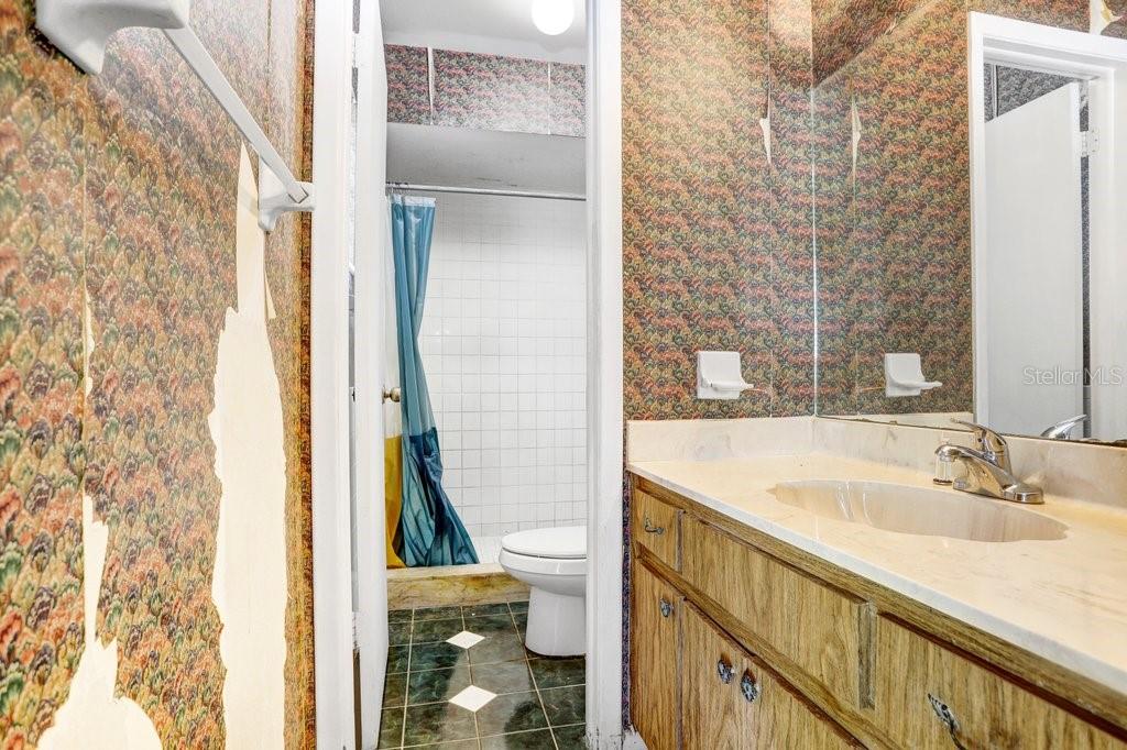 HILLSIDE - Residential