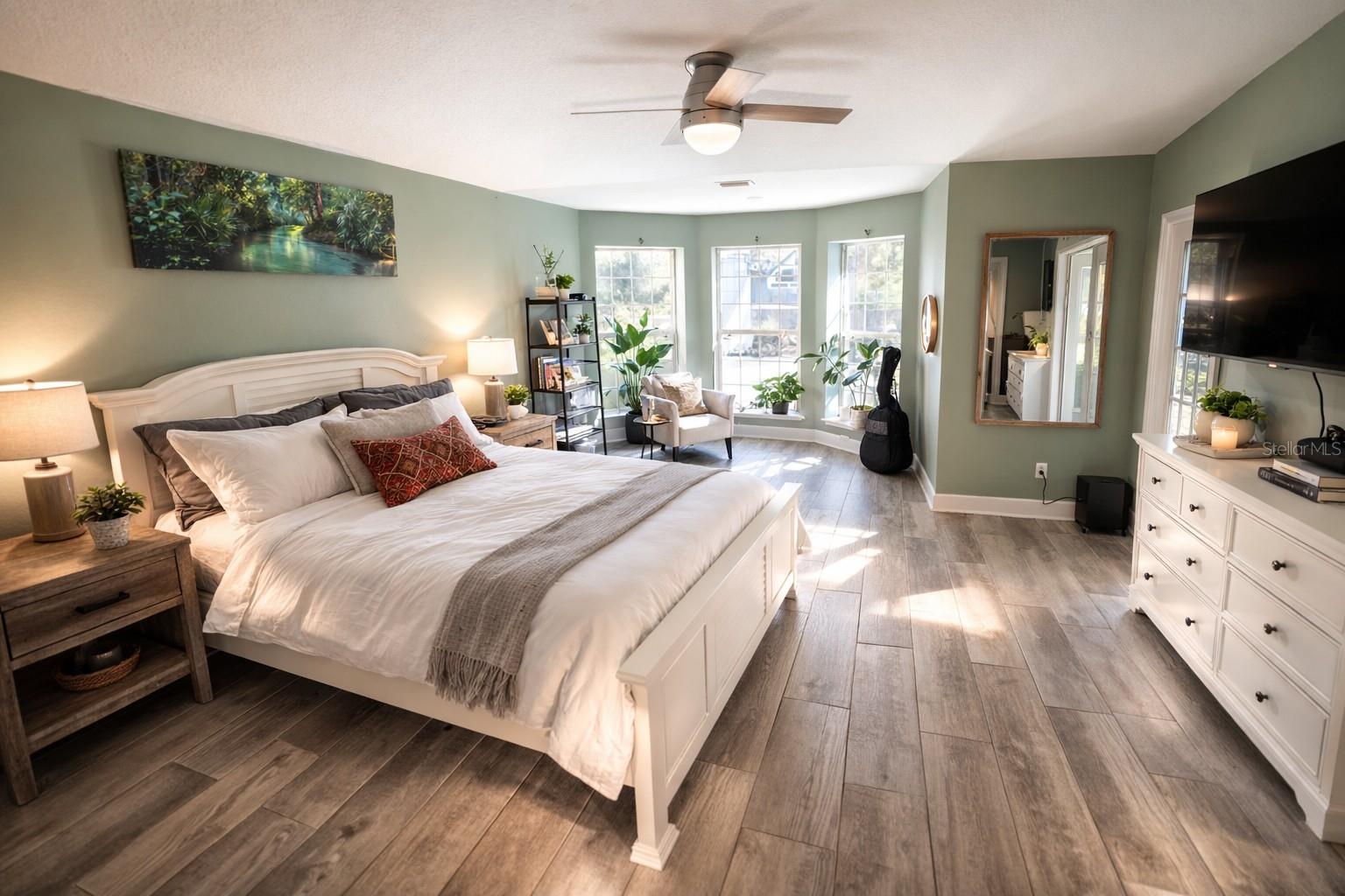 DOMINGO REYES GRANT - Residential