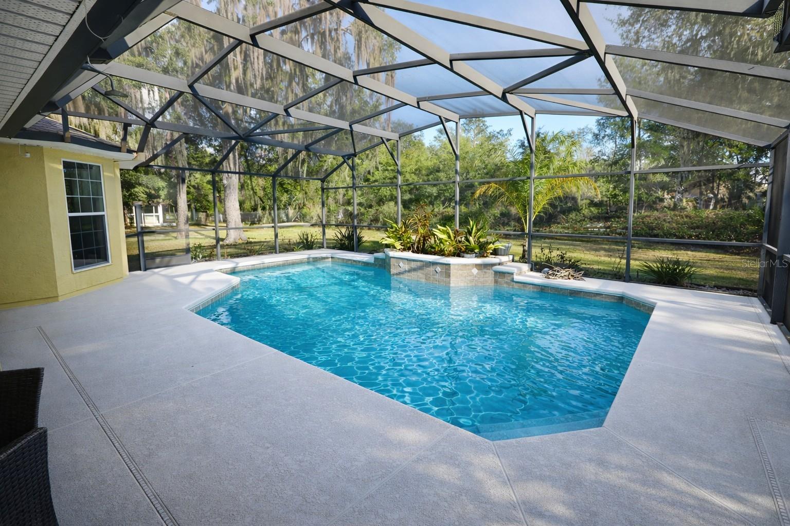 DOMINGO REYES GRANT - Residential