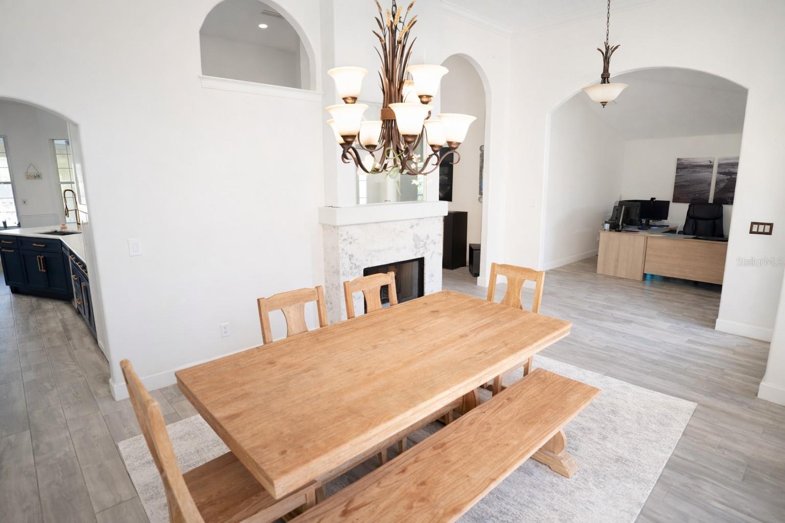 DOMINGO REYES GRANT - Residential