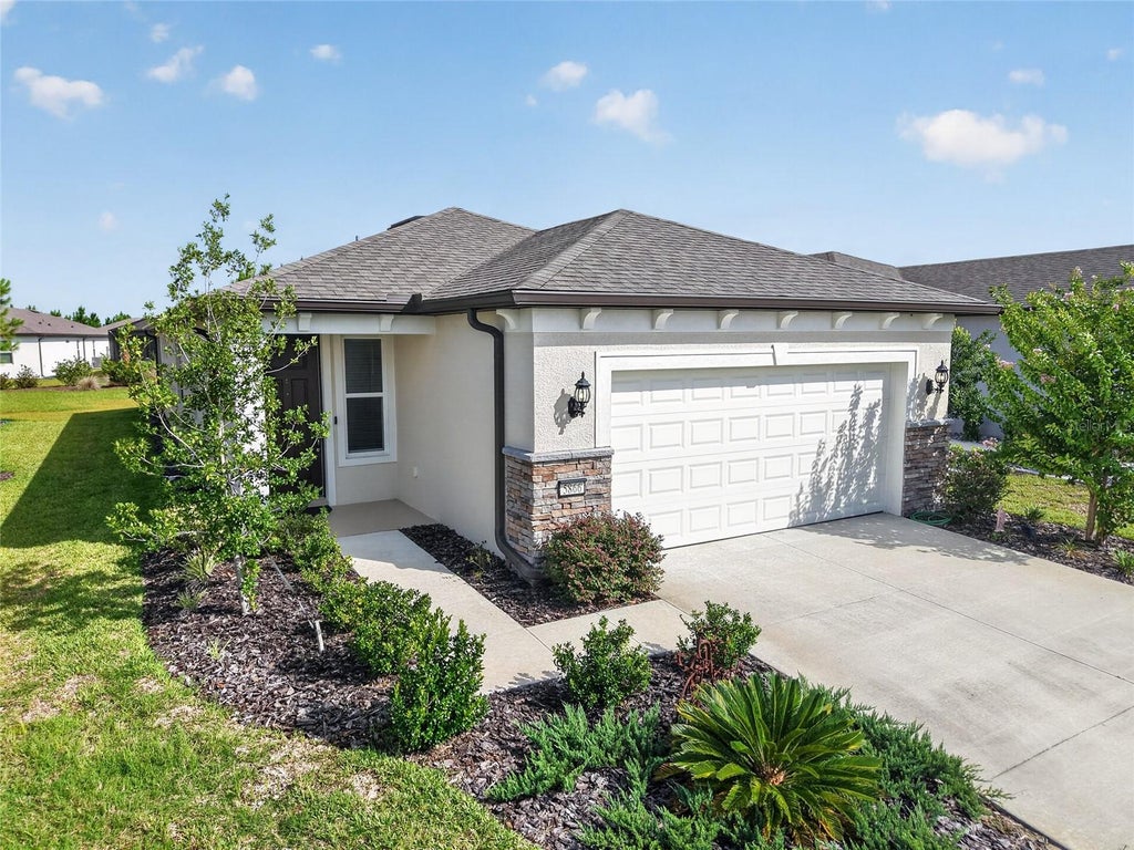Photo of 5866 SW 87th Avenue, Ocala, FL 34481 (MLS # OM728536)