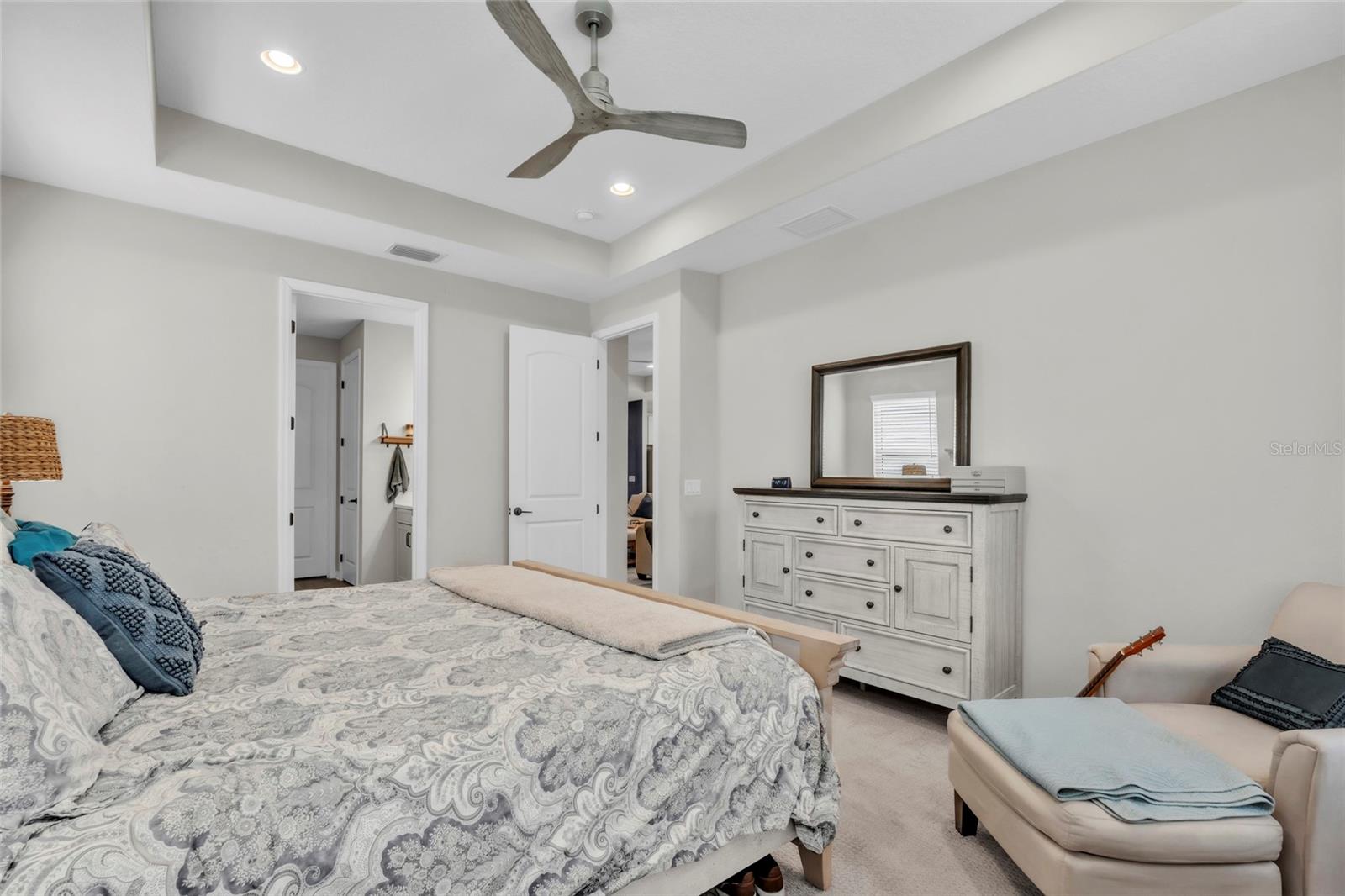 COVE AT TWIN RIVERS - Residential