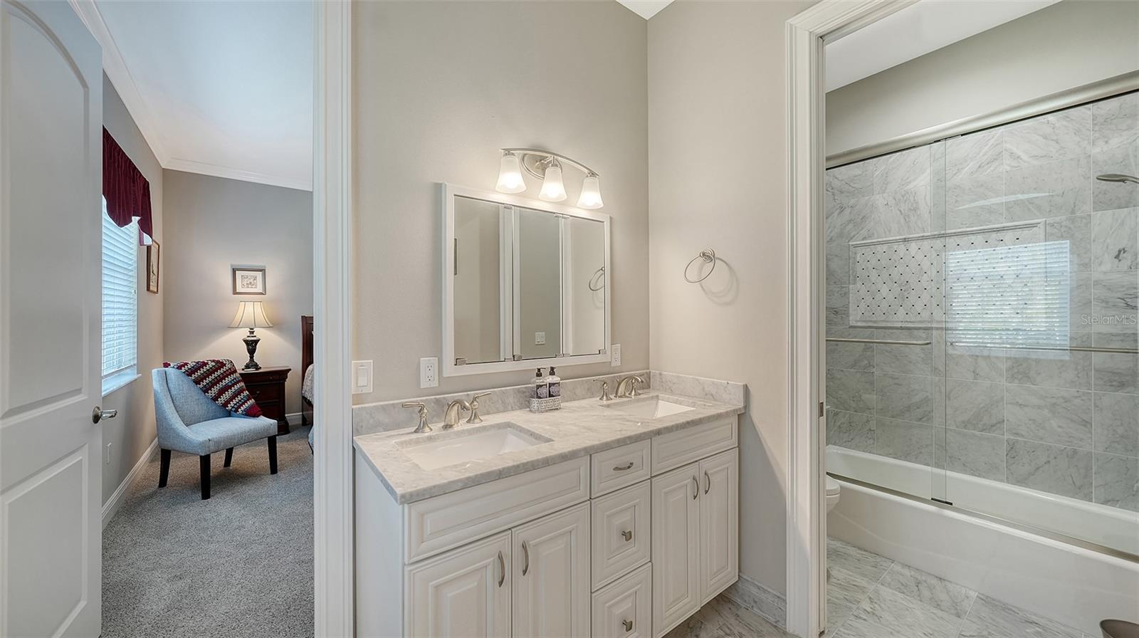 BISHOPS COURT AT THE OAKS PRESERVE - Residential