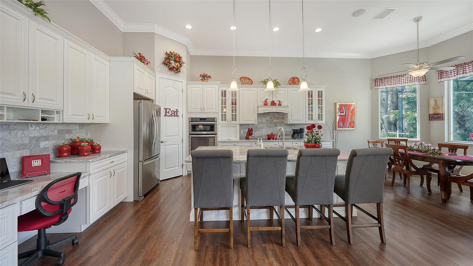 BISHOPS COURT AT THE OAKS PRESERVE - Residential