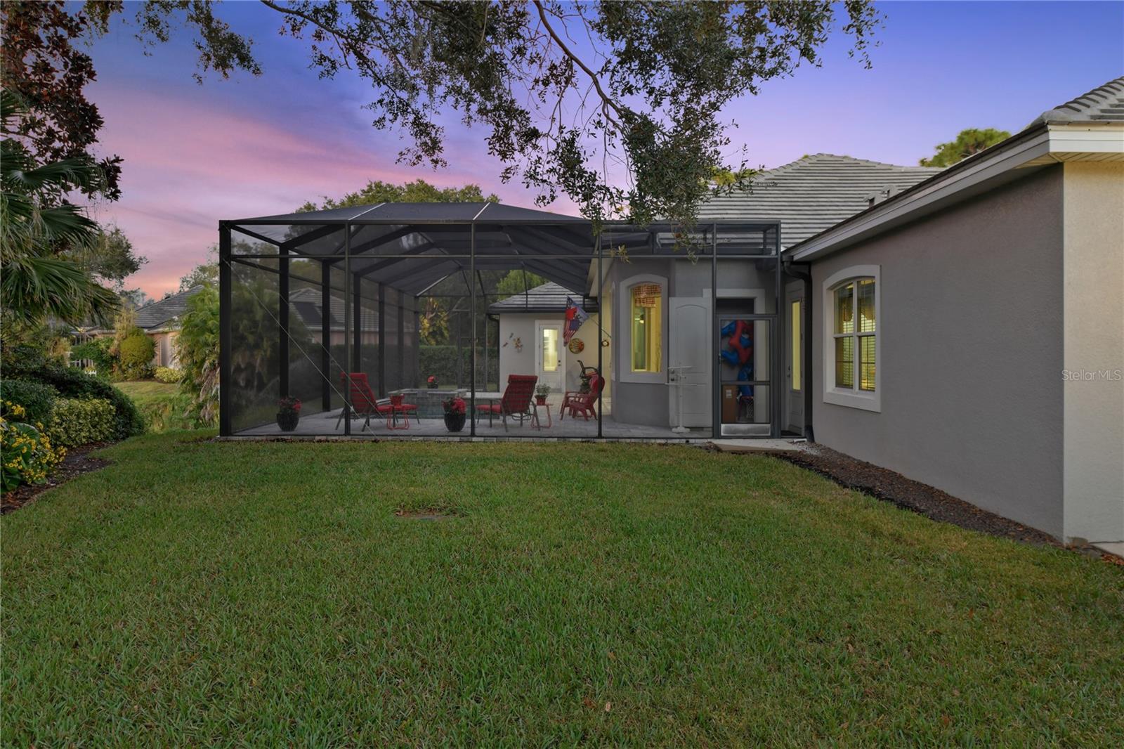 BISHOPS COURT AT THE OAKS PRESERVE - Residential