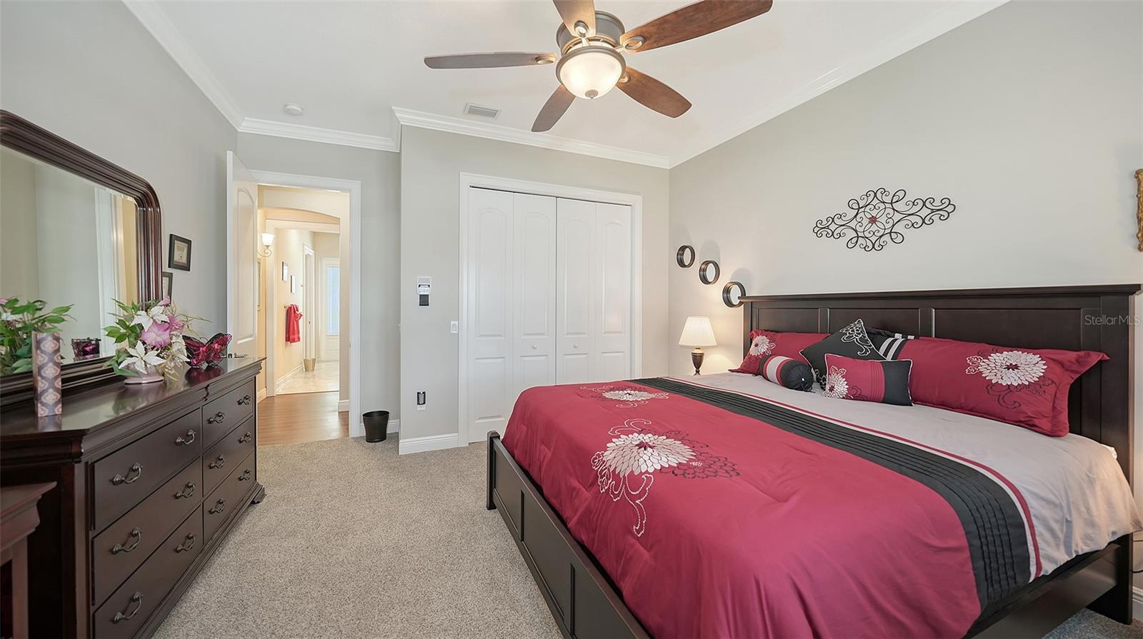 BISHOPS COURT AT THE OAKS PRESERVE - Residential