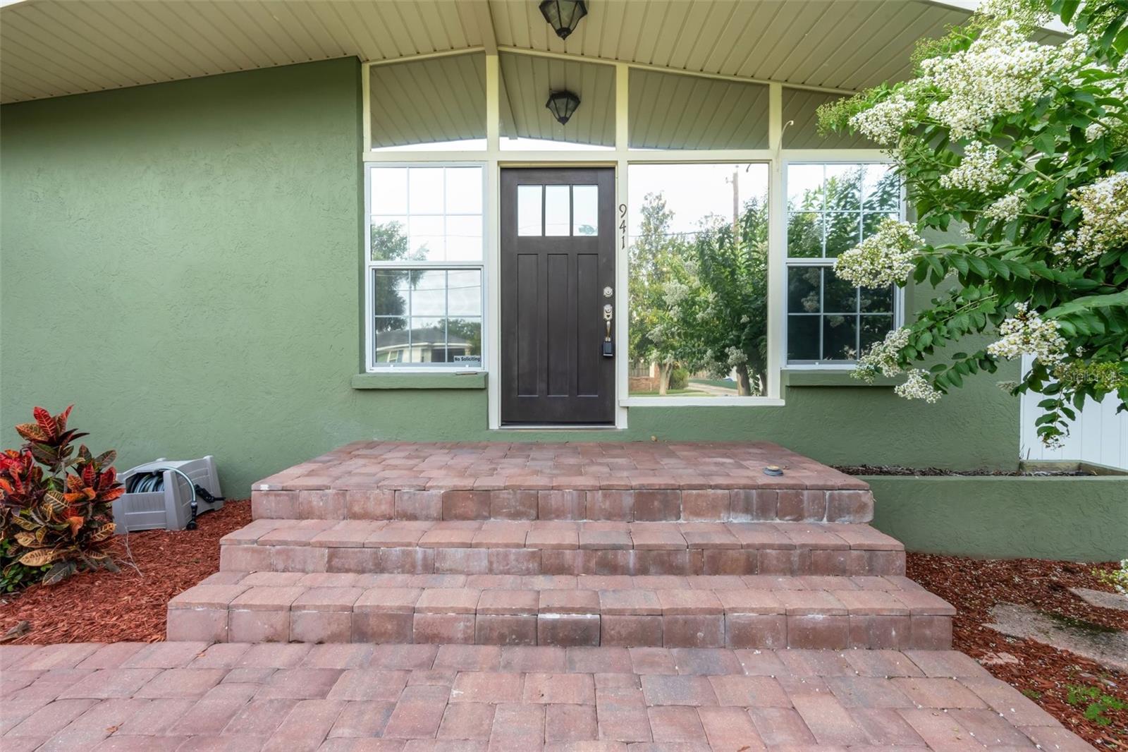 941 AVON AVENUE