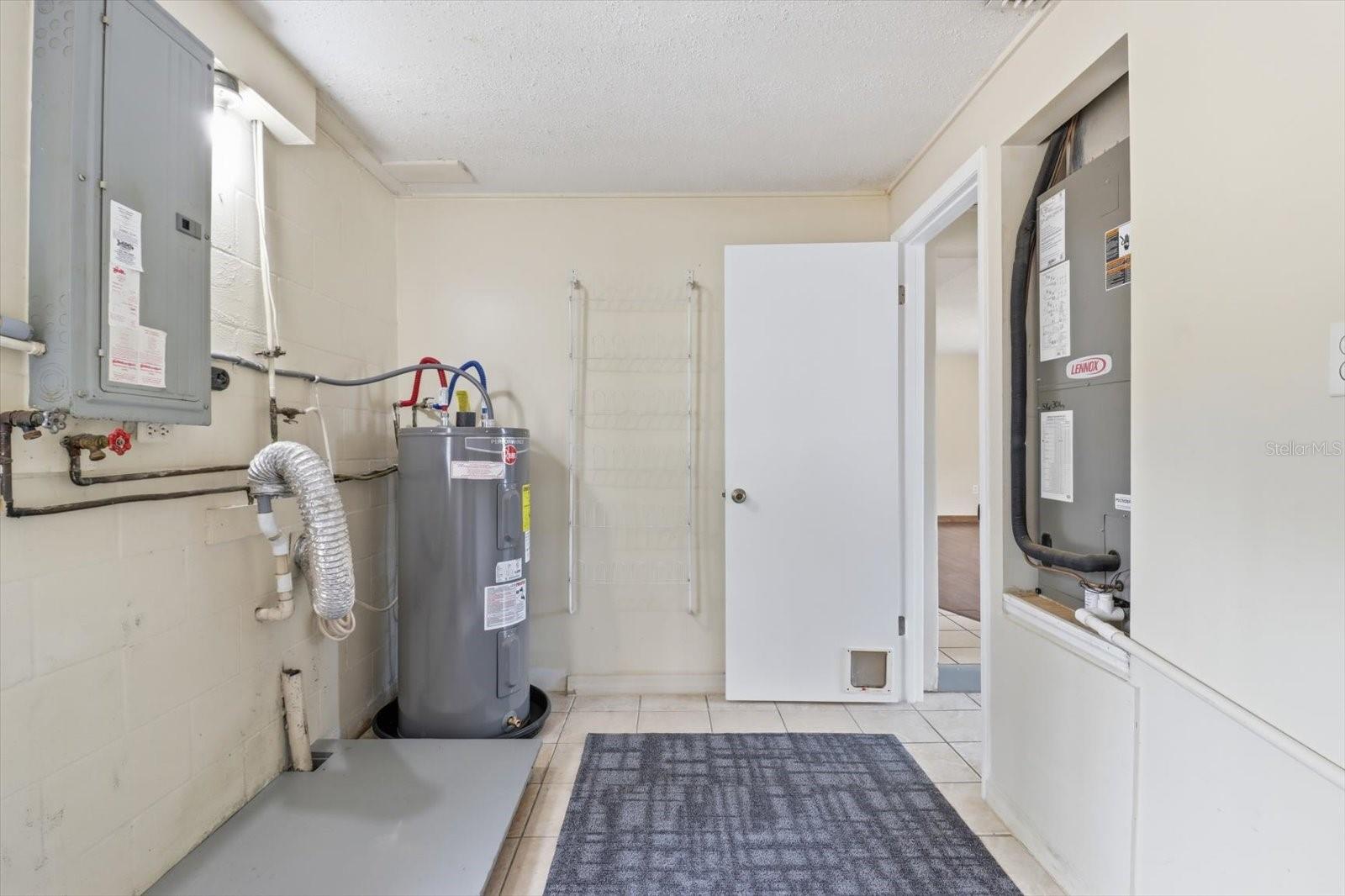 NEW HOMOSASSA VILLAGE - Residential