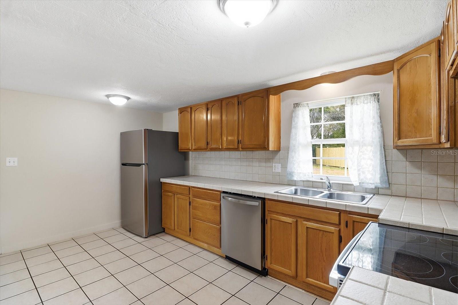 NEW HOMOSASSA VILLAGE - Residential