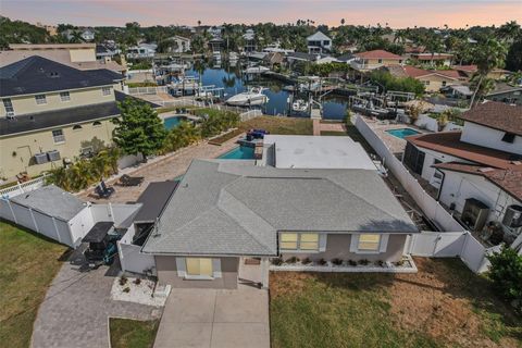 5467 BAYOU GRANDE BOULEVARD NE ST PETERSBURG FL 33703