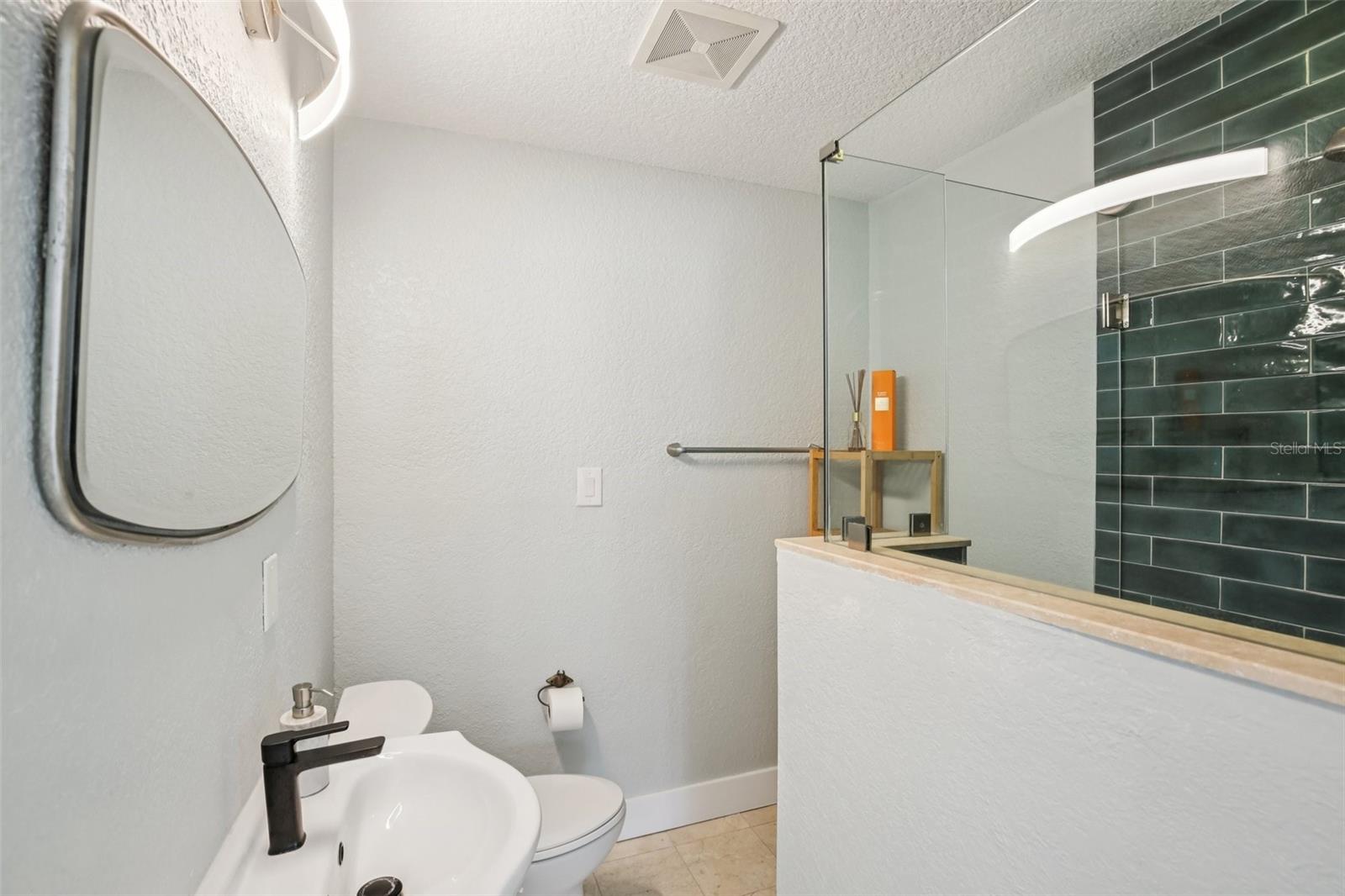 SHORE ACRES BAYOU GRANDE SEC - Residential