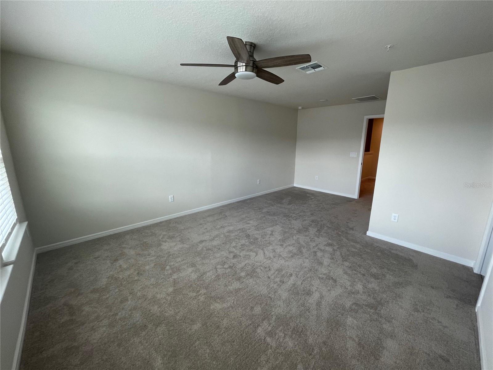 ISLES/LK NONA PH 3B - Residential Lease