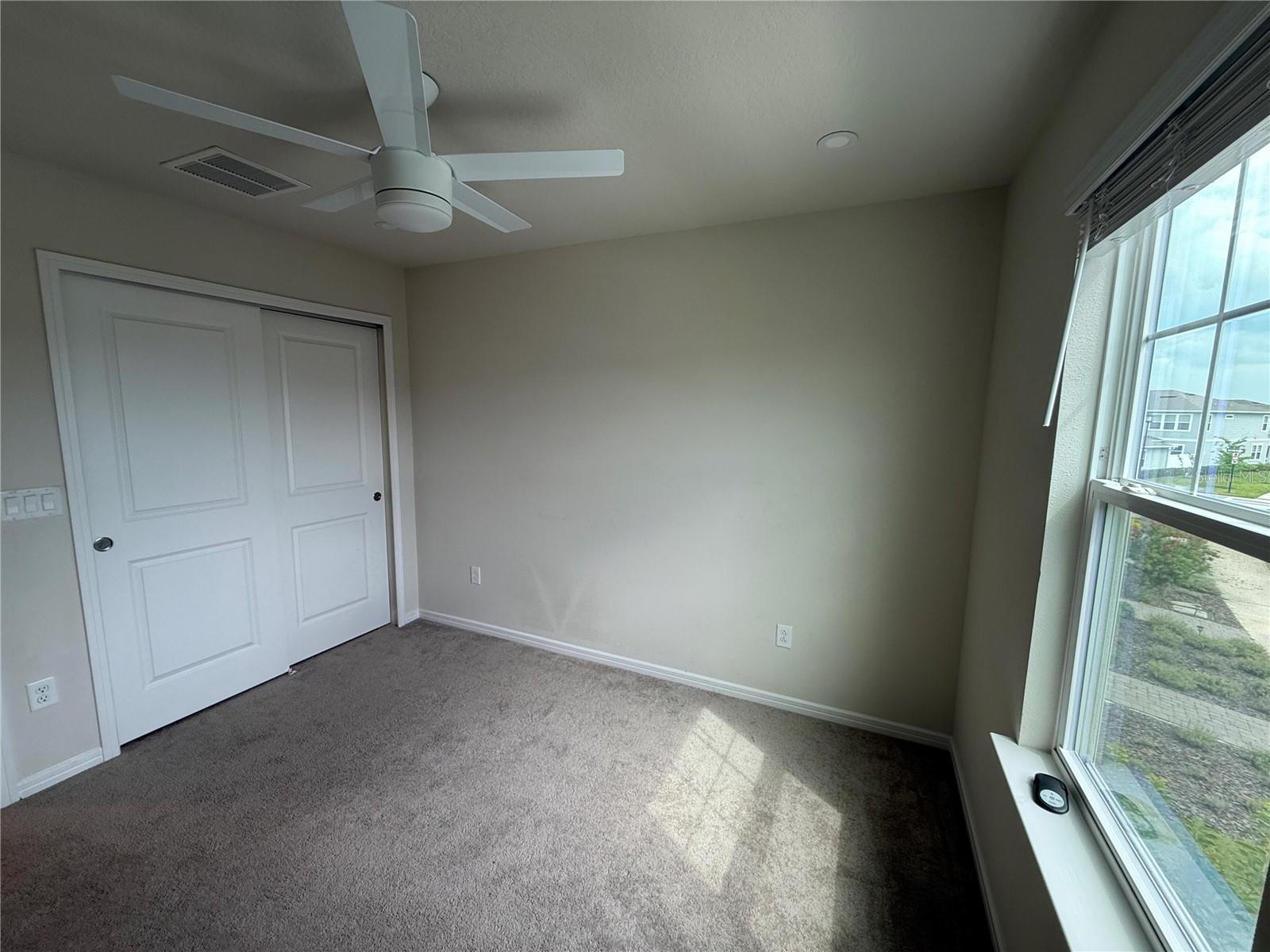 ISLES/LK NONA PH 3B - Residential Lease