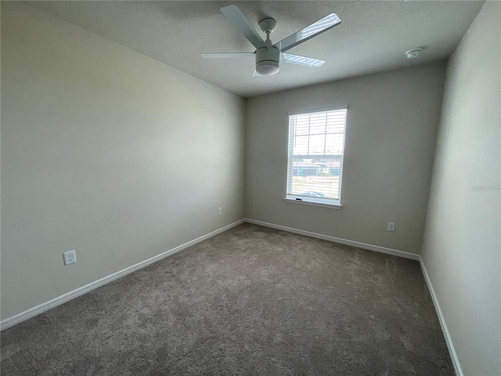 ISLES/LK NONA PH 3B - Residential Lease