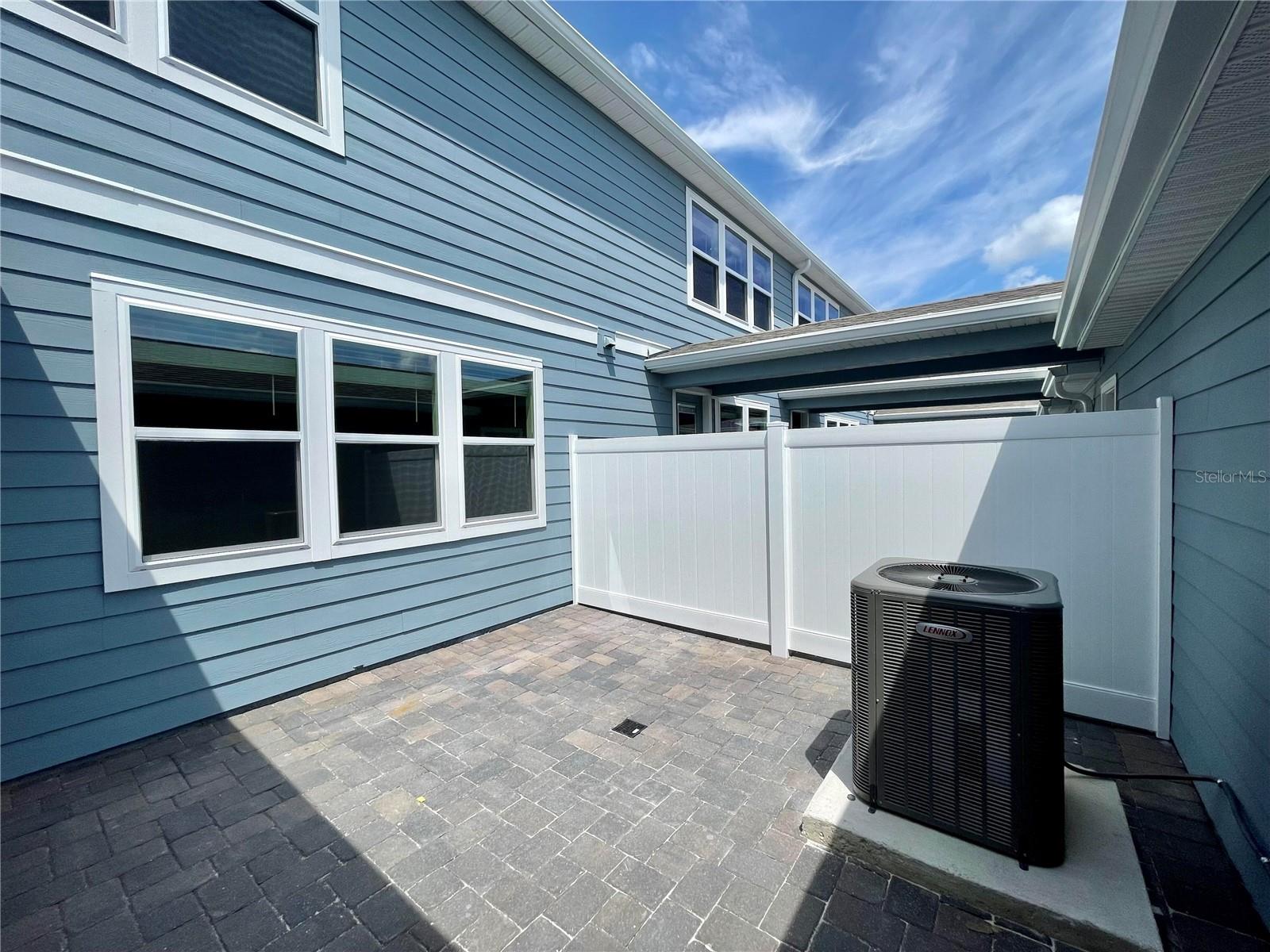 ISLES/LK NONA PH 3B - Residential Lease