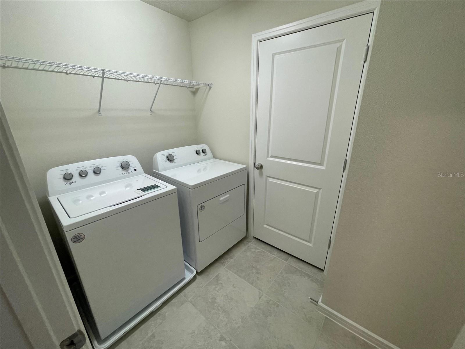 ISLES/LK NONA PH 3B - Residential Lease