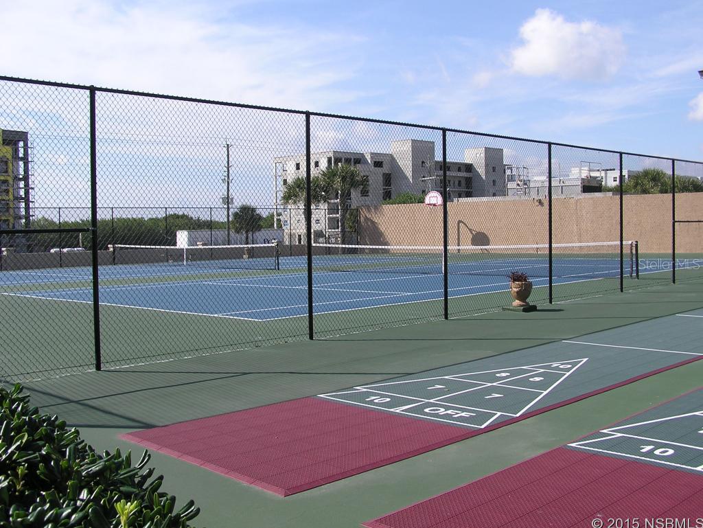 Sandpiper Towers Condo - Residential