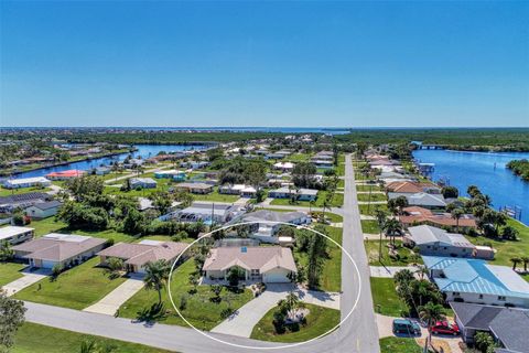 A home in PORT CHARLOTTE