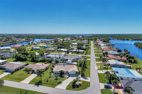 A home in PORT CHARLOTTE