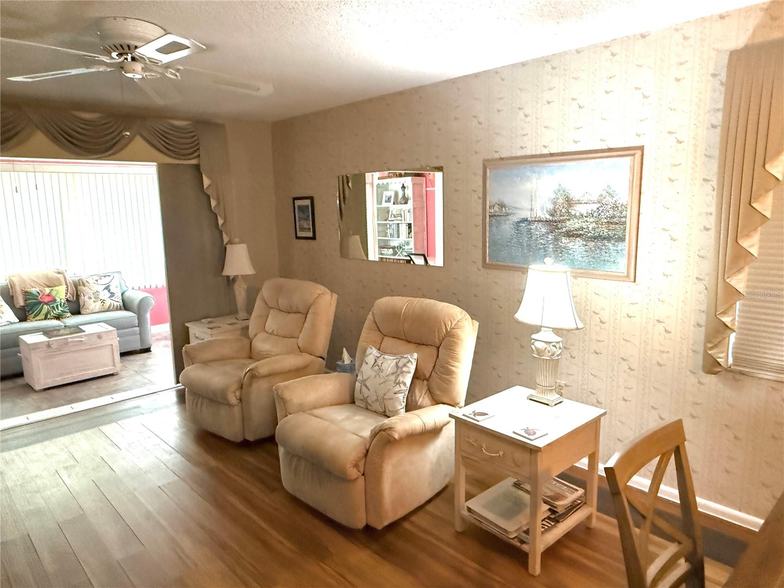 DESOTO SQUARE VILLAS PH I - Residential