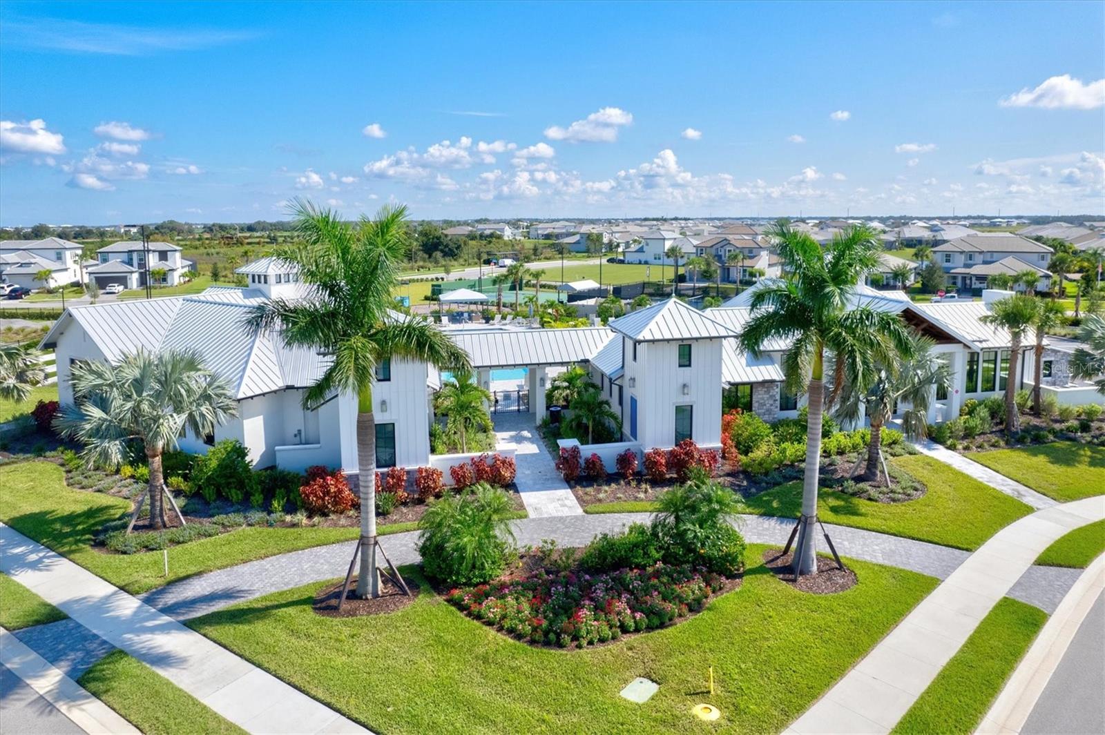 SWEETWATER AT LAKEWOOD RANCH PH I & II - Residential