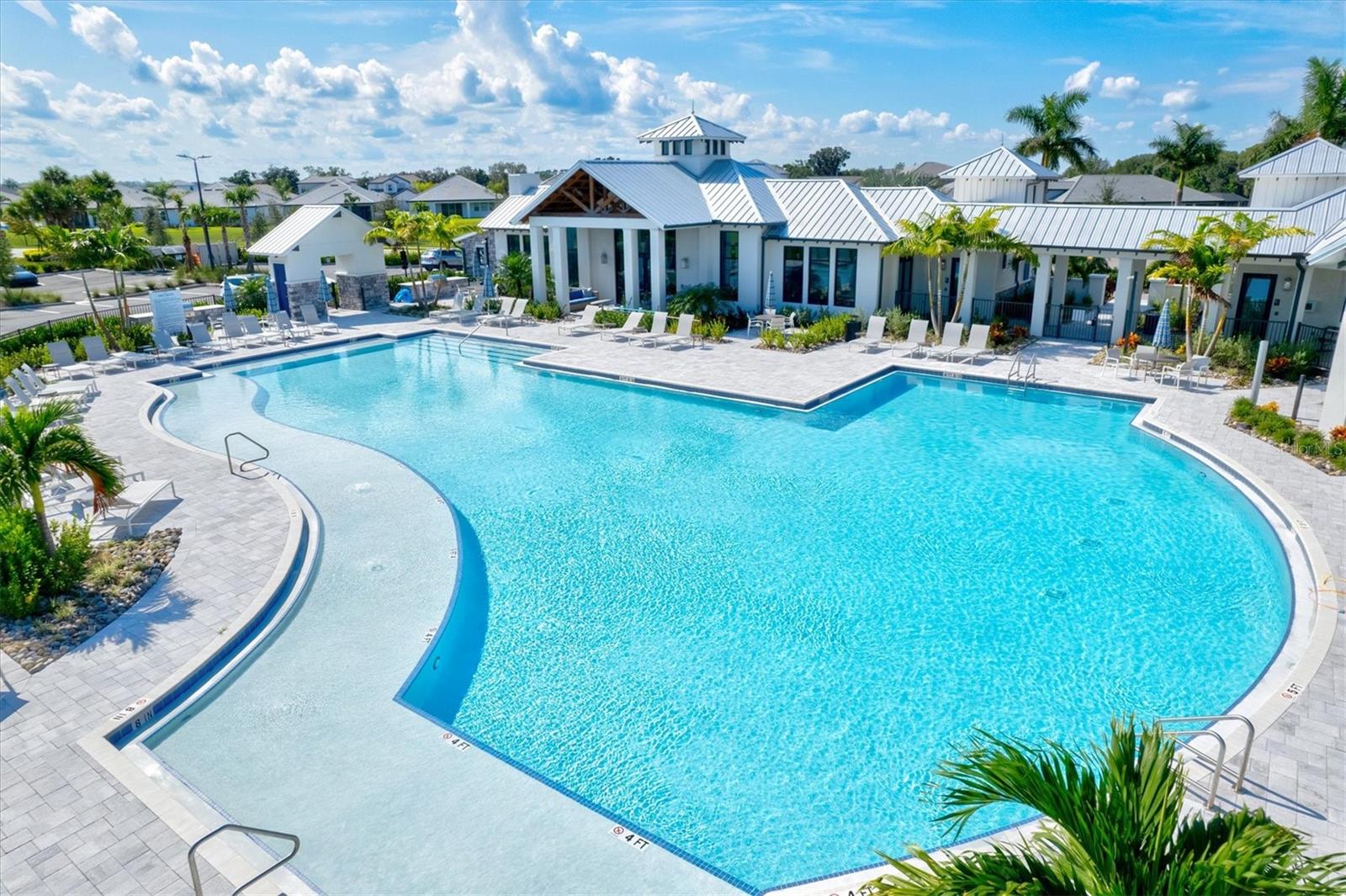 SWEETWATER AT LAKEWOOD RANCH PH I & II - Residential