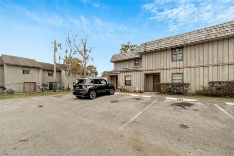 Tiny photo for 2826 NE 7th Street, Ocala, FL 34470 (MLS # O6312707)