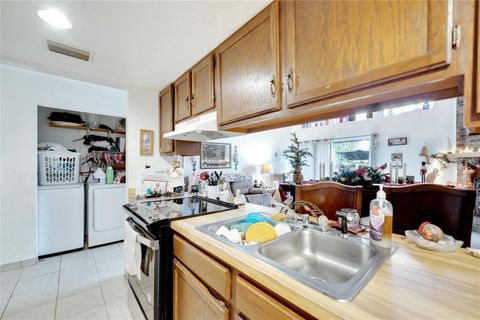 Tiny photo for 2826 NE 7th Street, Ocala, FL 34470 (MLS # O6312707)