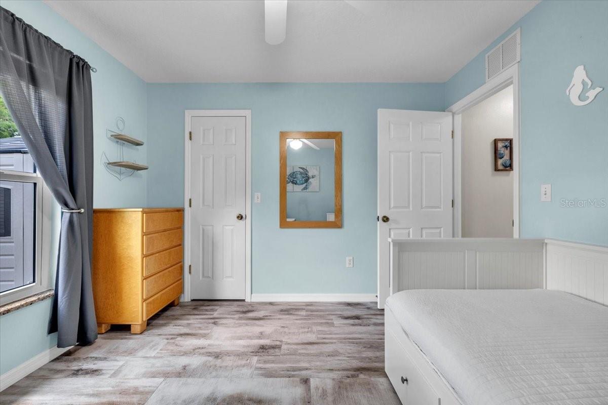 WALLINGFORD - Residential