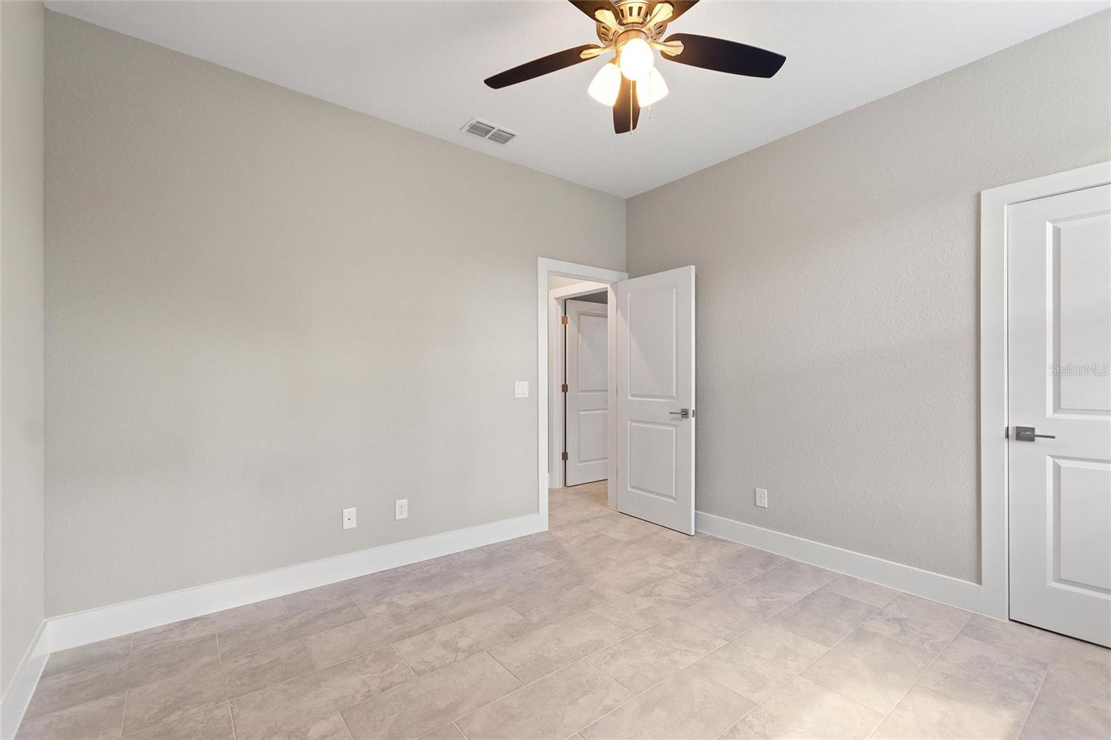 PORT CHARLOTTE SUB 35 - Residential Lease