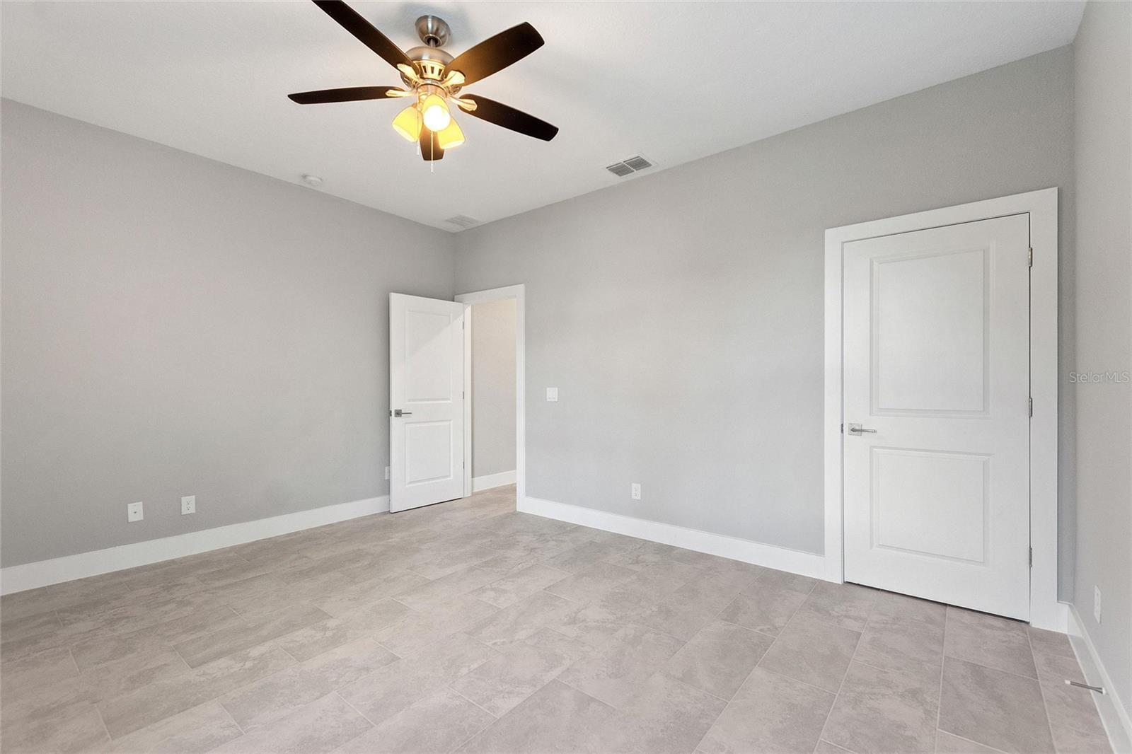 PORT CHARLOTTE SUB 35 - Residential Lease
