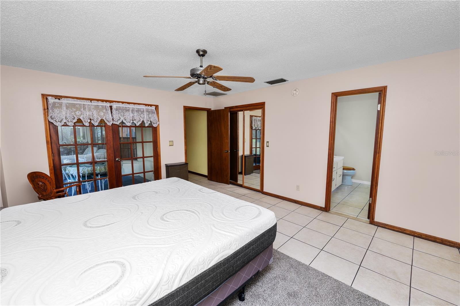 MOLL ACRES - Residential