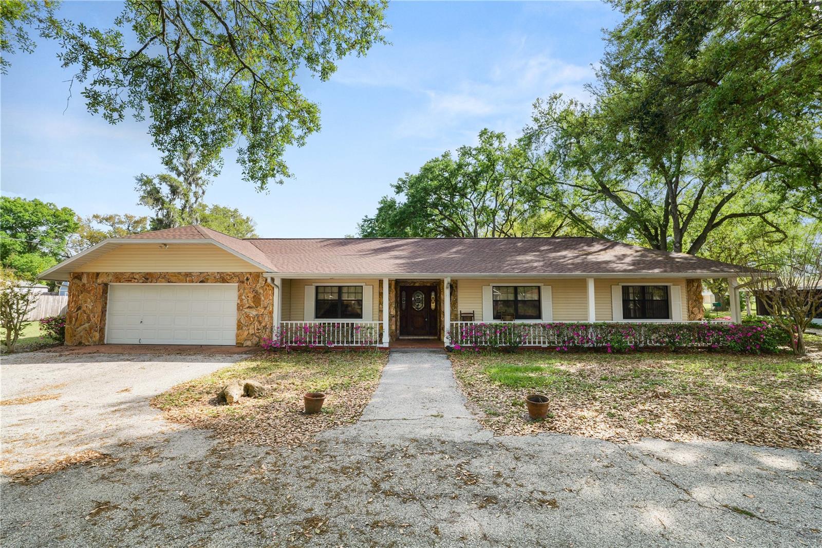 MOLL ACRES - Residential